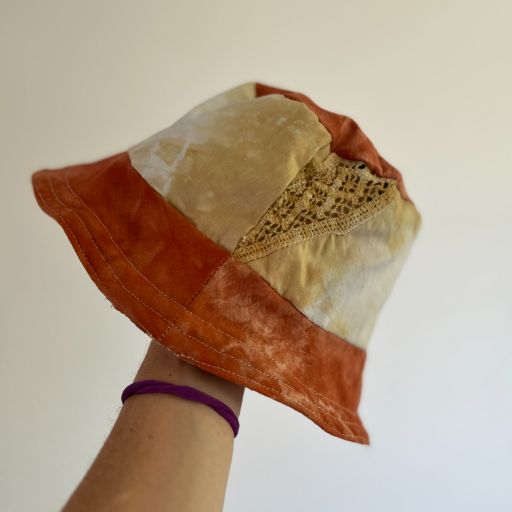 Bucket reversible
